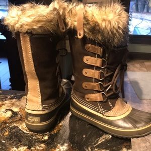 Sorel Snow Boots